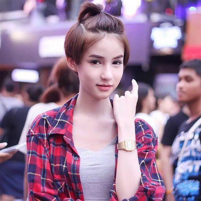 tan hoa hau chuyen gioi thai lan tung bi bo me kich liet phan doi phau thuat - 3