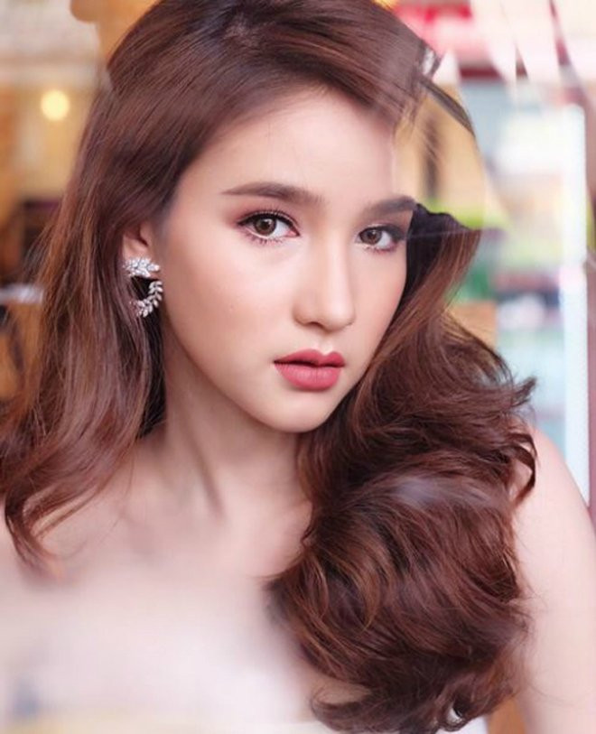 tan hoa hau chuyen gioi thai lan tung bi bo me kich liet phan doi phau thuat - 6