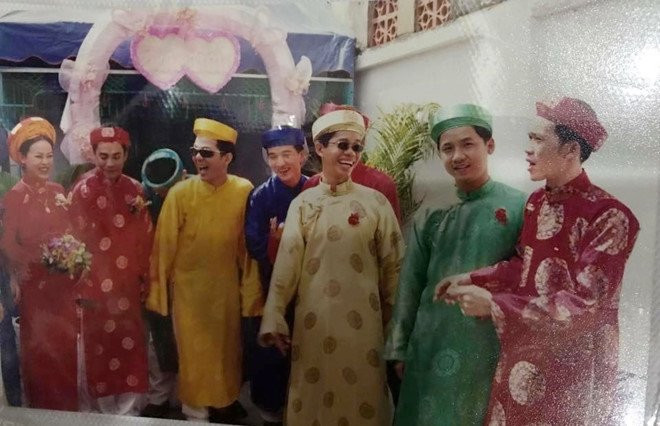 Anh Hoai Linh, Dam Vinh Hung be trap dam cuoi gay chu y hinh anh 2