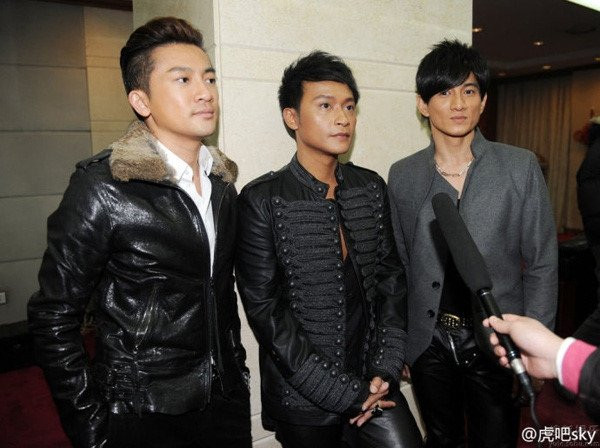 Tai tu 'Hoan Chau cach cach' con gi sau clip phan cam o tuoi U50? hinh anh 4