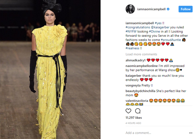 Mới chạm sân làng mẫu đã đi catwalk đẹp thần sầu, con gái Cindy Crawford khiến cư dân mạng sững sờ - Ảnh 12.