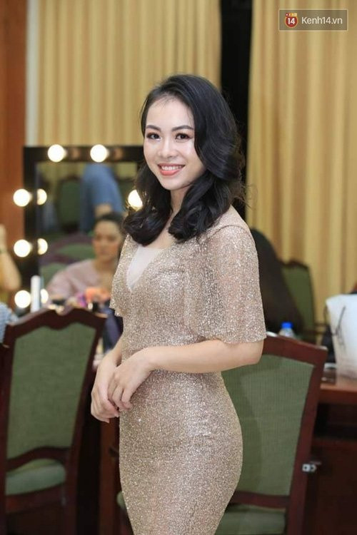 Dàn BTV Đài truyền hình Việt Nam lộng lẫy tề tựu trong đêm trình diễn thời trang - Ảnh 10.