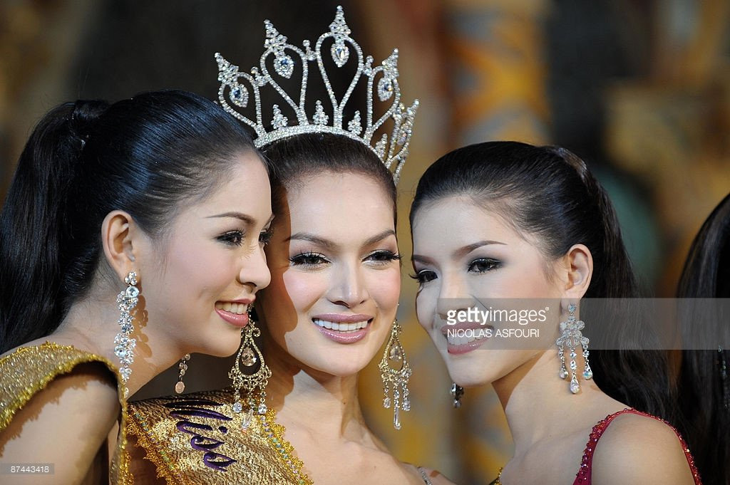 Cuoc song sau khi xuat gia cua hoa hau chuyen gioi Thai Lan hinh anh 5