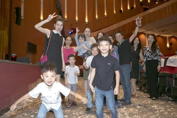 ho-ngoc-ha-tai-hop-cuong-dola 4