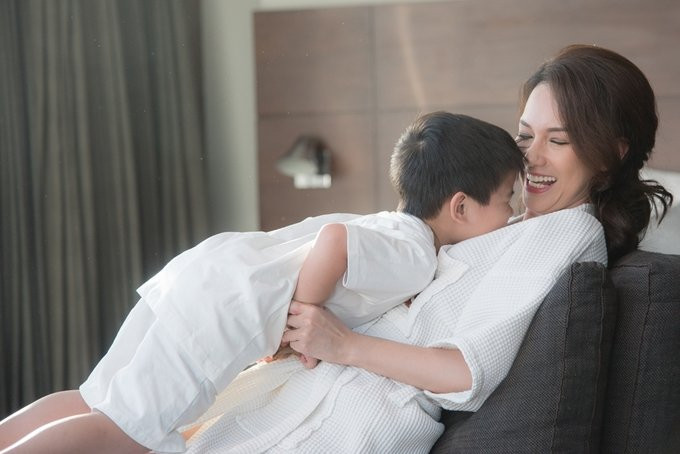 5 hot girl xinh đẹp, nổi tiếng 1 thời nhưng lận đận tình duyên - Ảnh 8.