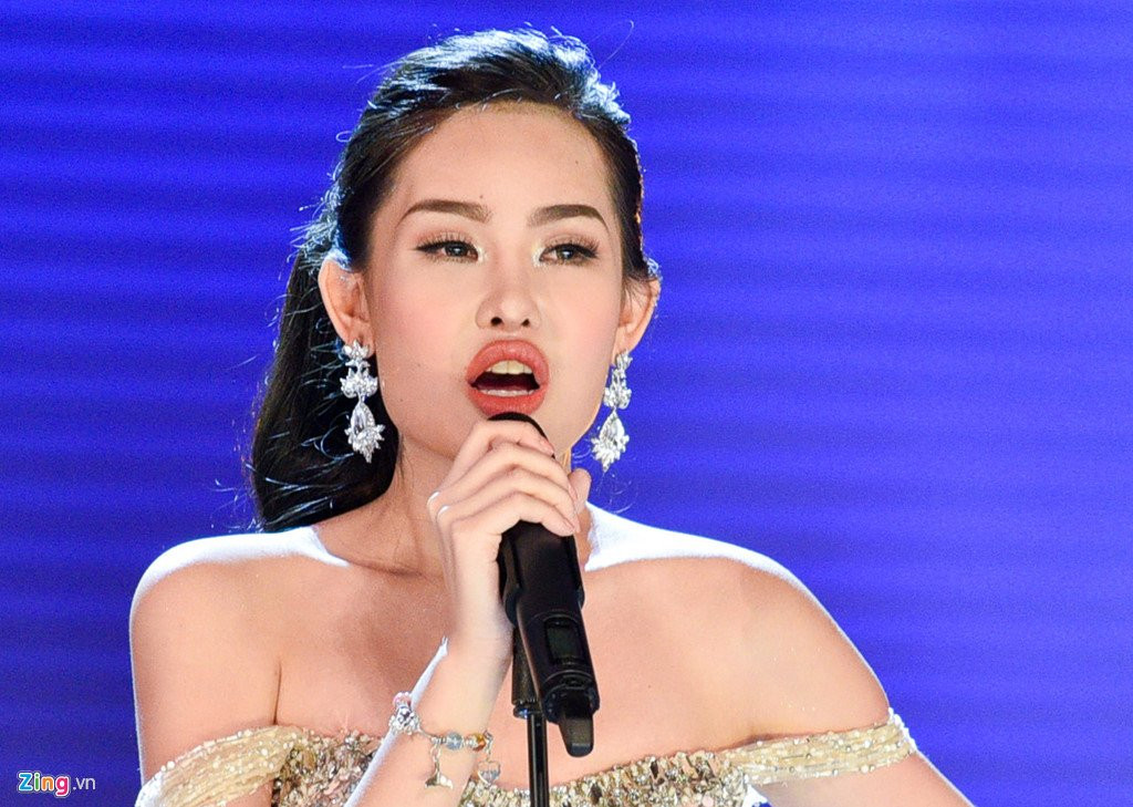 Tan Hoa hau Dai duong: 'Toi da sua mui nhung moi la tu nhien' hinh anh 3