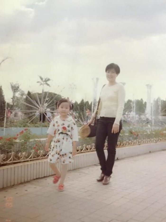 batch_thoibecuakhanhngan-5-ngoisao.vn-w500-h667 7