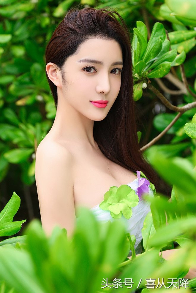 Sao nu Trung Quoc chet loa the o bui cay: Truot chan vi say ruou hinh anh 1