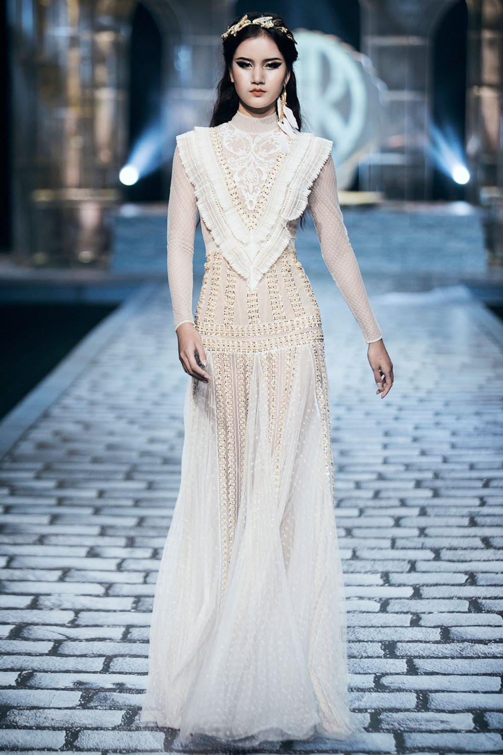 SHE_S A GODDESS_CHUNG THANH PHONG (41) 3