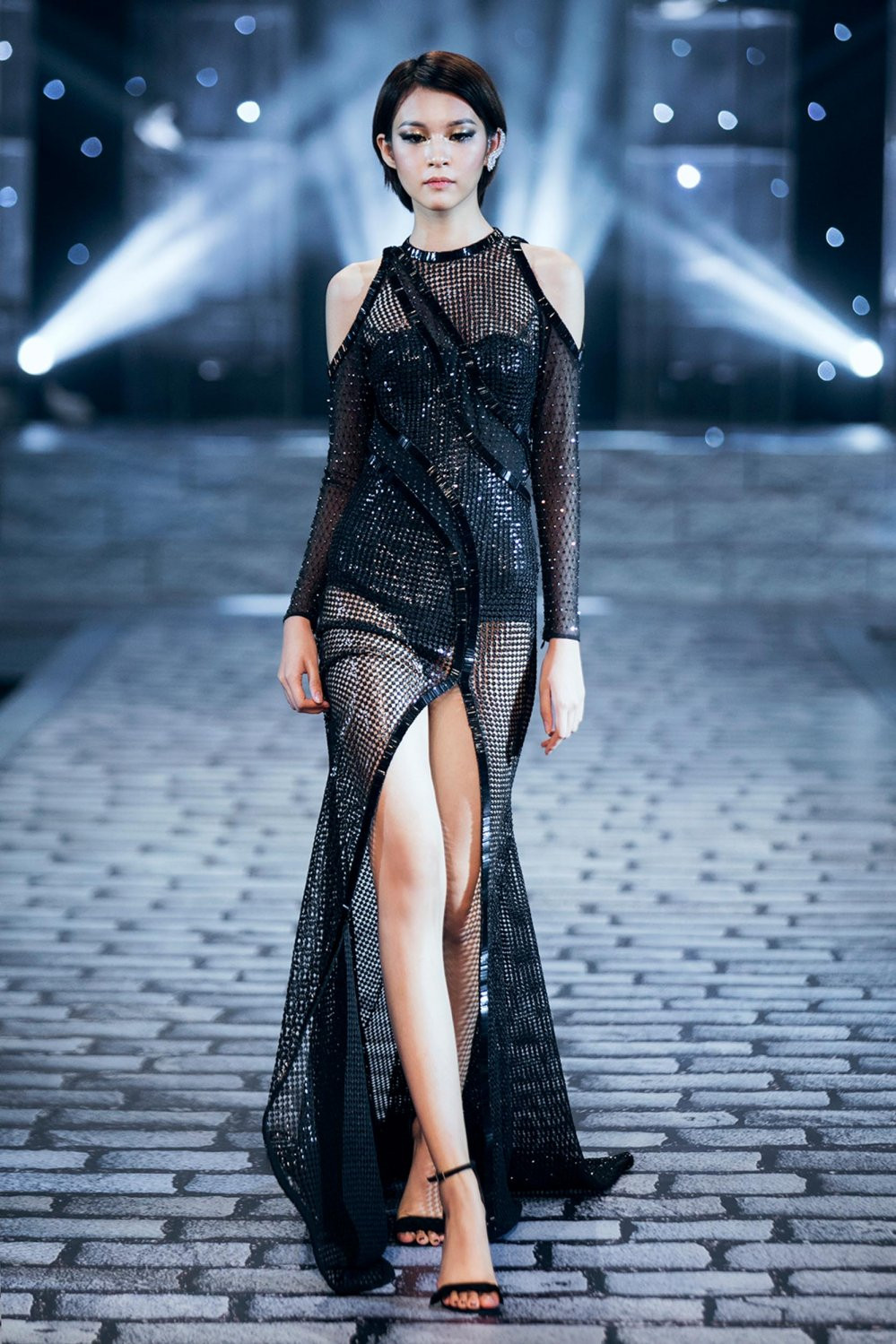 SHE_S A GODDESS_CHUNG THANH PHONG (65) 7