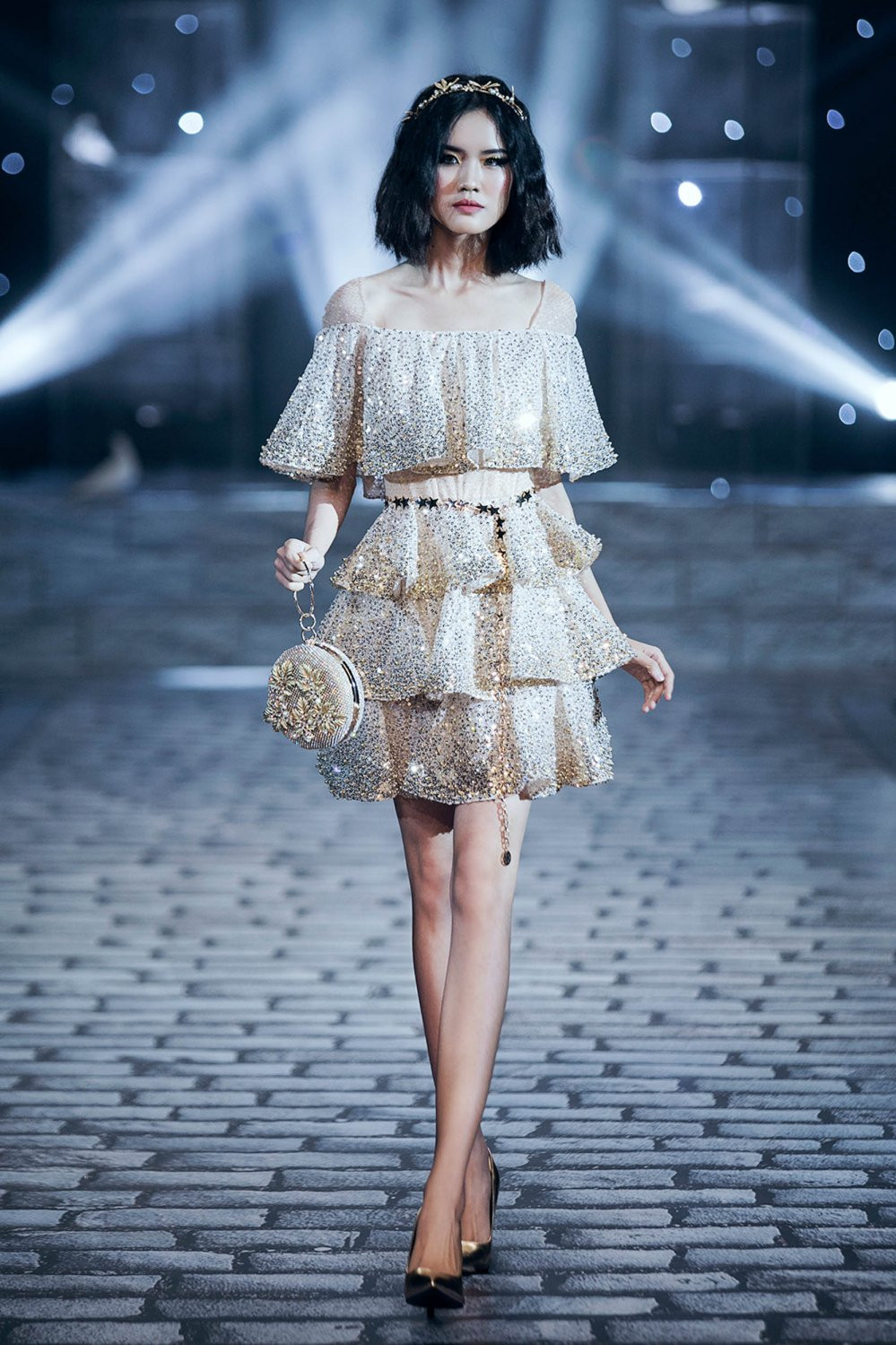 SHE_S A GODDESS_CHUNG THANH PHONG (74) 9