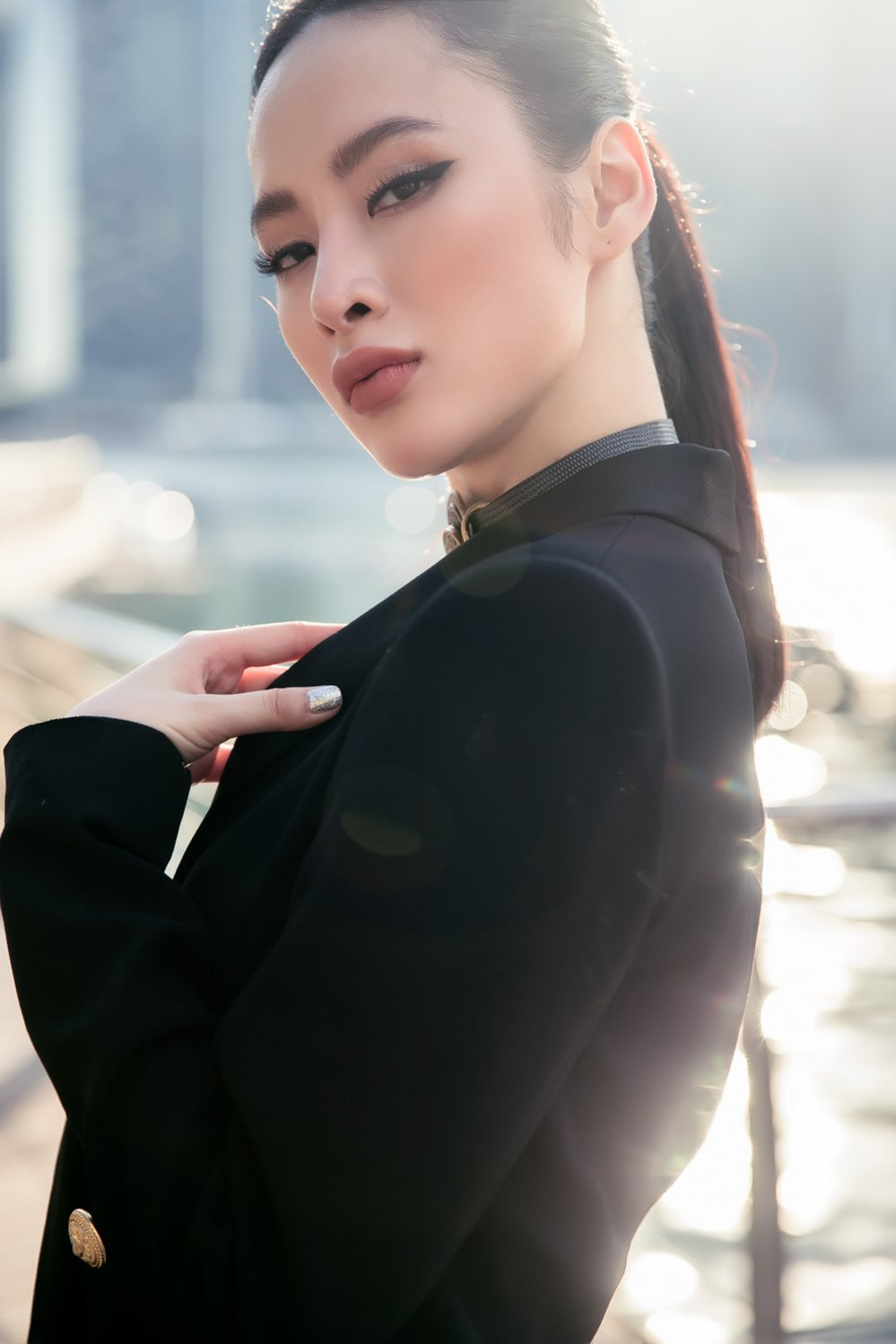 ANGELA PHUONG TRINH (25) 9