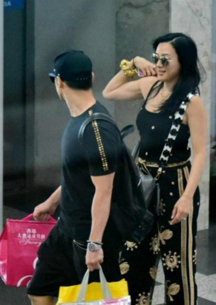 le-de-1-2723-1513992711-1433430 8