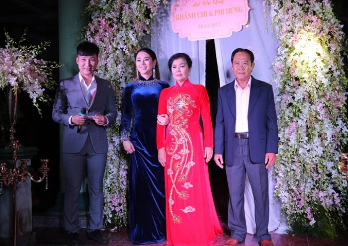 batch_khanh-chi-10-9813-1514391391-0041279 11