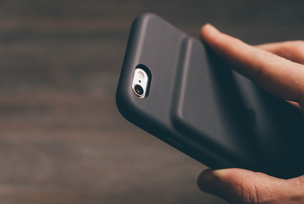 6 thiet bi Apple ban tuyet doi khong nen mua nam 2018 hinh anh 6