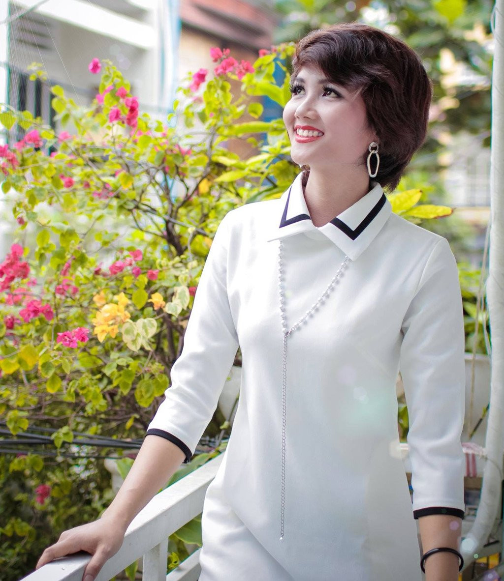 Anh qua khu cua Hoa hau Hoan vu H'Hen Nie lai gay chu y hinh anh 7