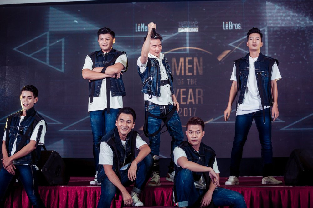 DAM VINH HUNG_PIONEER OF THE YEAR 2017 (30) 3