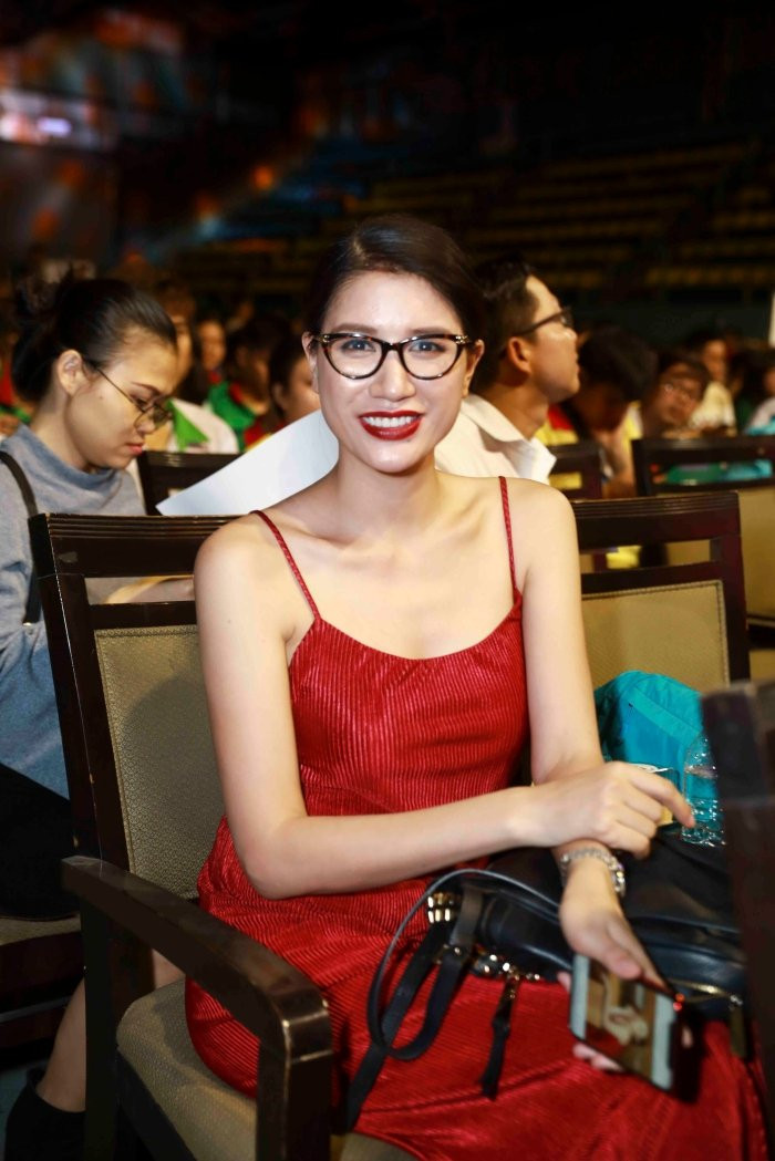 batch_DAM VINH HUNG_XUAN THA HUONG (2) 5