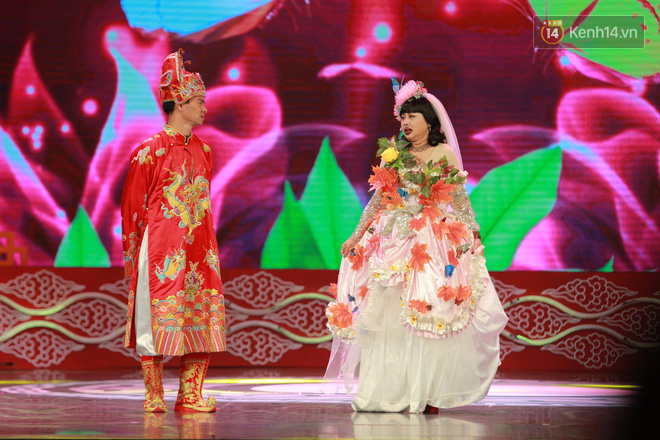 Chùm ảnh đẹp: Cận cảnh dàn nghệ sĩ trên sân khấu hoành tráng của Táo Quân 2018 - Ảnh 14.