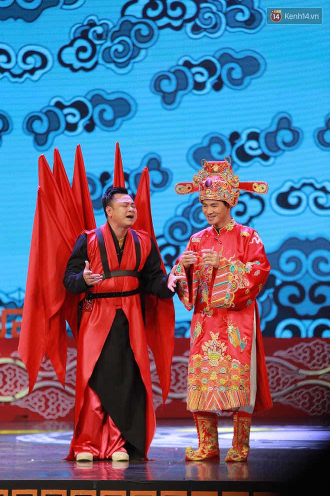 Chùm ảnh đẹp: Cận cảnh dàn nghệ sĩ trên sân khấu hoành tráng của Táo Quân 2018 - Ảnh 15.