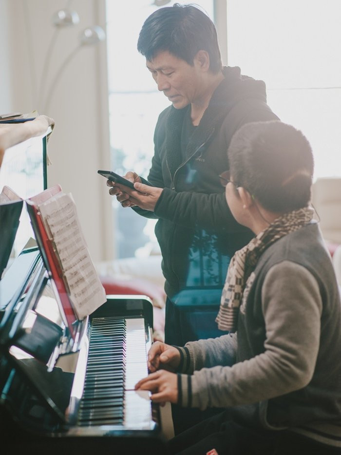 Sơn Tùng, Diễn viên Quốc Tuấn