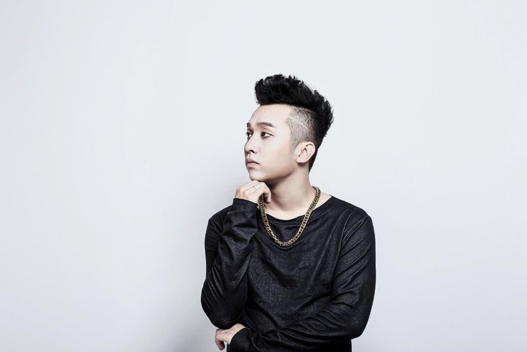 Yanbi: 'Toi hoang loan, tu ky khi bi khan gia tay chay' hinh anh 2