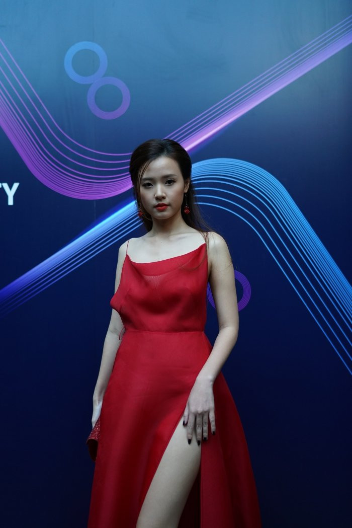 batch_Dien vien Mi Du den tham du su kien 8