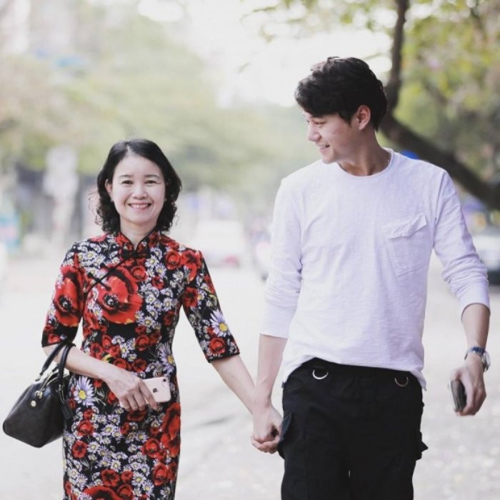 batch_sao-viet-chuc-mung-quoc-te-phu-nu-ngoisaovn-1-ngoisao.vn-w960-h960 4