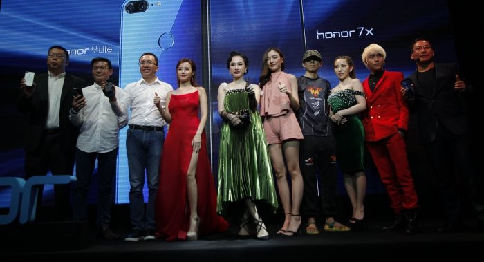 batch_Tai su kien gioi thieu san pham 7X va 9 Lite 11