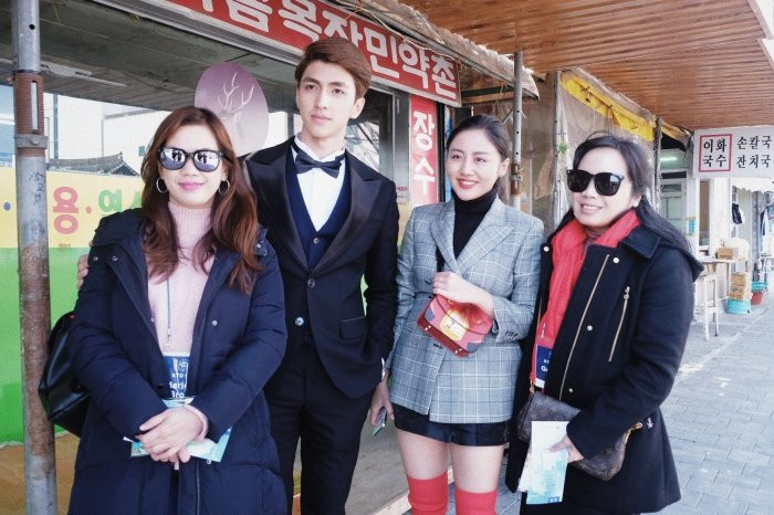 batch_1B74D70A-35C9-44B9-B68D-BD277C1F4CF0