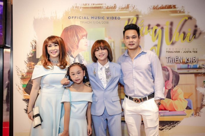 Thien Khoi_Gia dinh_MV Nang Vui (21) 12