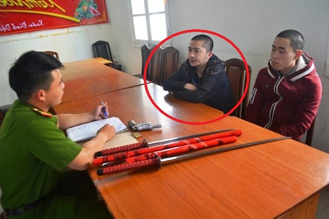 Hinh anh Mau thuan, nam thanh nien no sung o giua TP. Da Lat