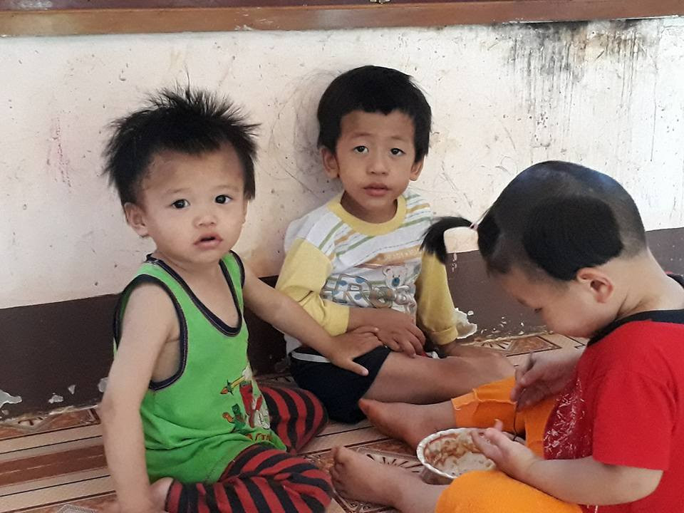 Hinh anh Su co duoc menh danh 'ba tien ao nau' cuu mang nhieu tre bi bo roi 7