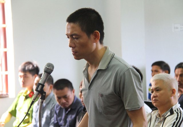 ninh-viet-binh-1514971338-width640height444