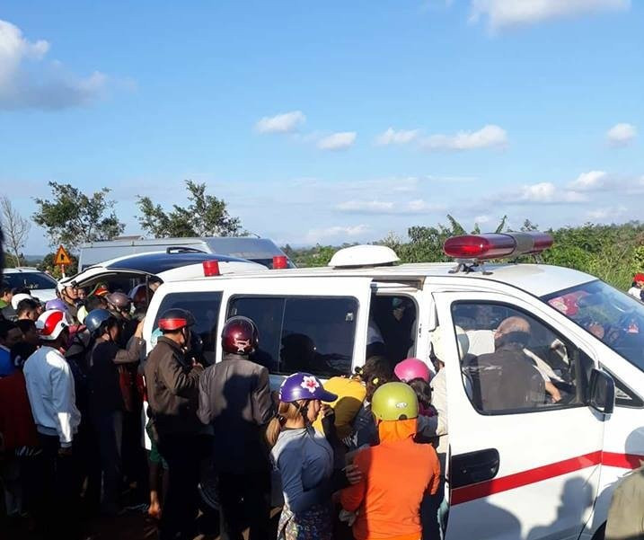 28381493_1994478007469920_350961780_n