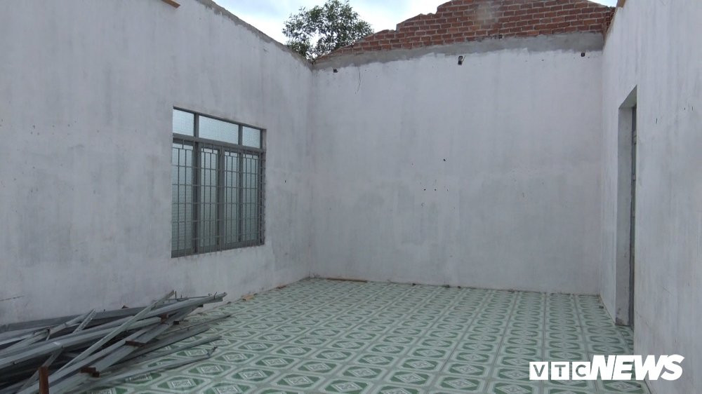 Sequence 01.Still008