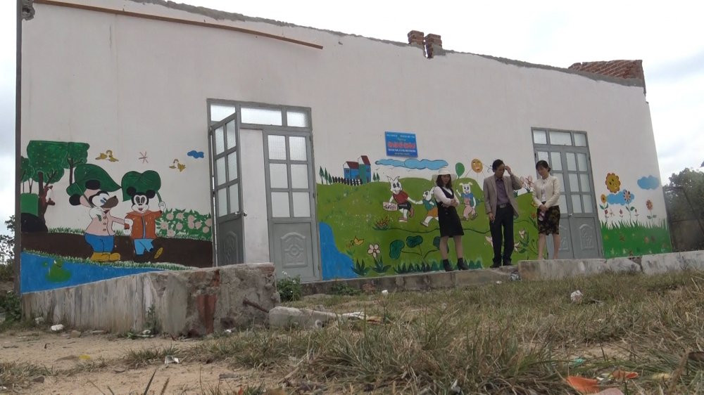 Sequence 01.Still009 4