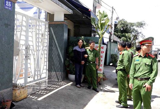 cong-an-dan-giai-doi-tuong-1526874621701254501425