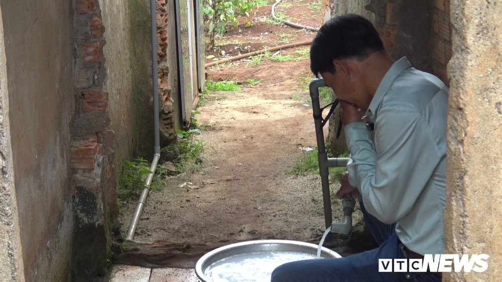 Sequence 01.Still002