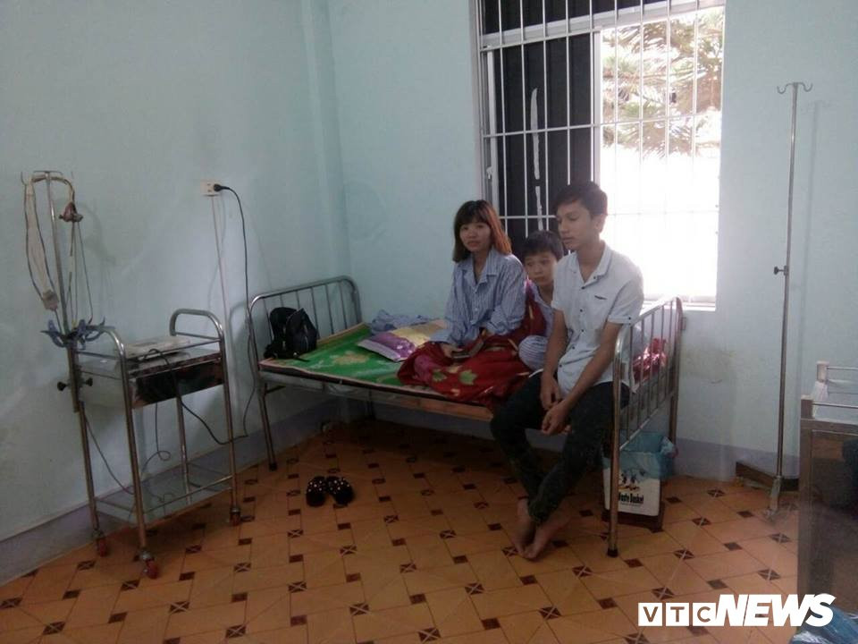 35425401_246835779409535_8304378674803638272_n