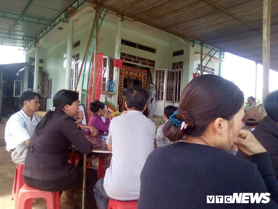 35776175_1714690878638808_386009601612447744_n