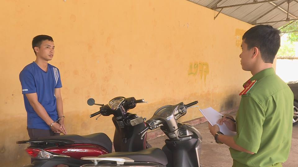 36350025_588123231585088_7719068241171054592_n