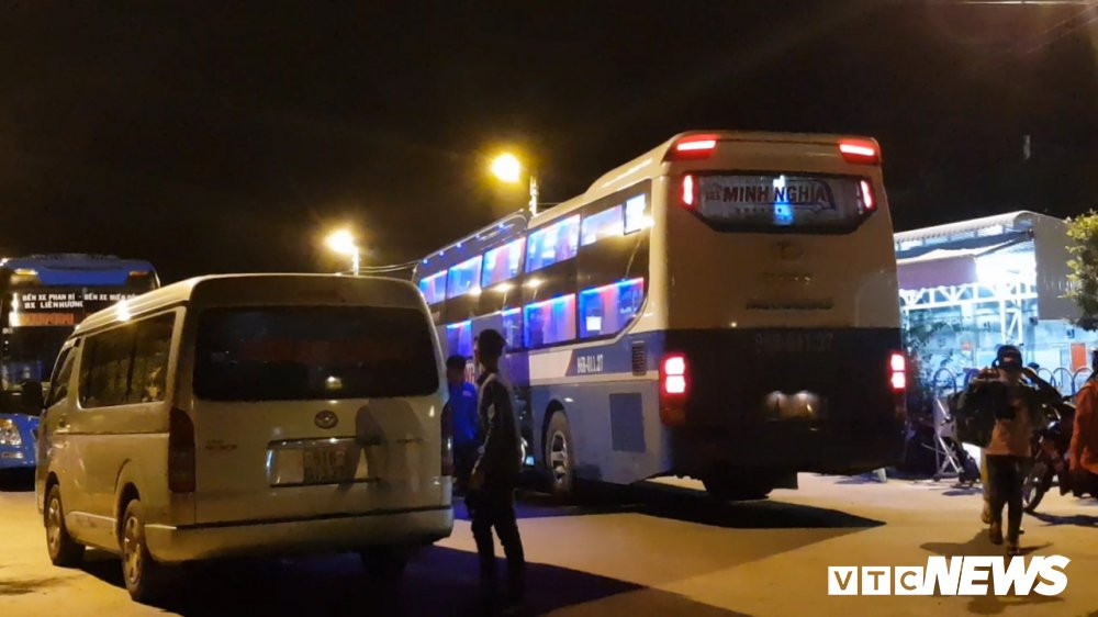 Sequence 01.Still006 3