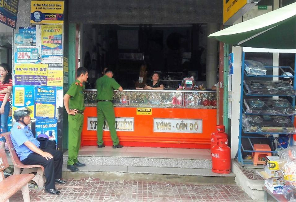 43149316_405994449932226_3804944873652486144_n