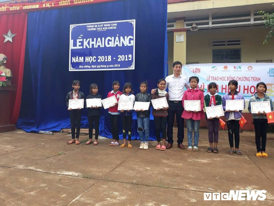 41958996_1156708567829478_8397215127346085888_n 3