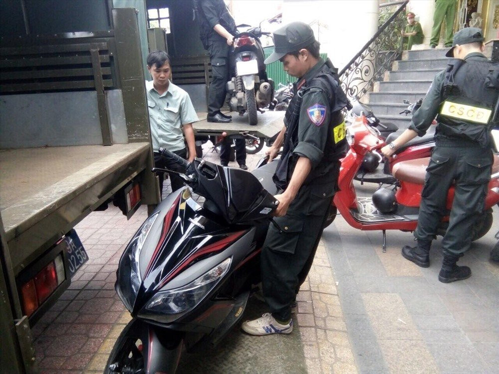 47365181_19313994969 4