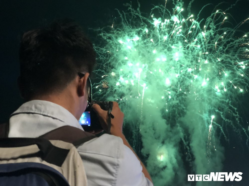 4f8eb256881c6a42330d 7