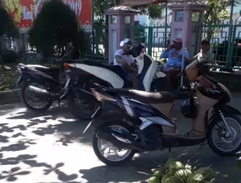 55869364_325107498201113_5226951791660236800_n