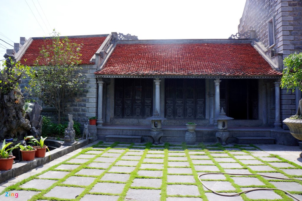Nha da hon 100 tuoi co mot khong hai o co do Hoa Lu hinh anh 2