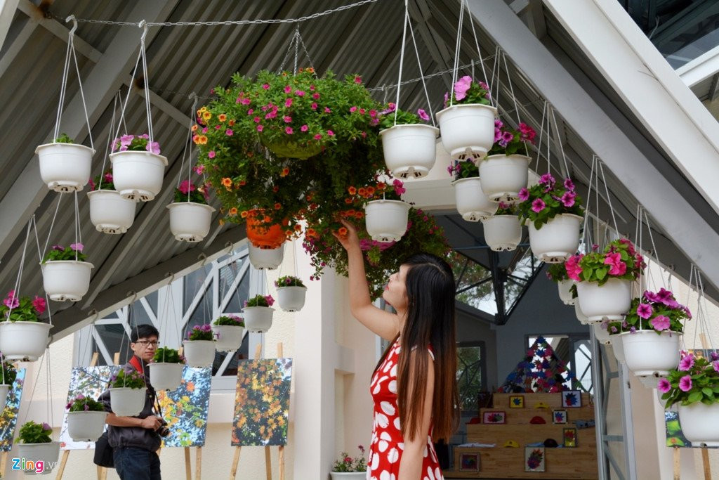 Ngoi nha 132 mai doc dao giua Da Lat hinh anh 4